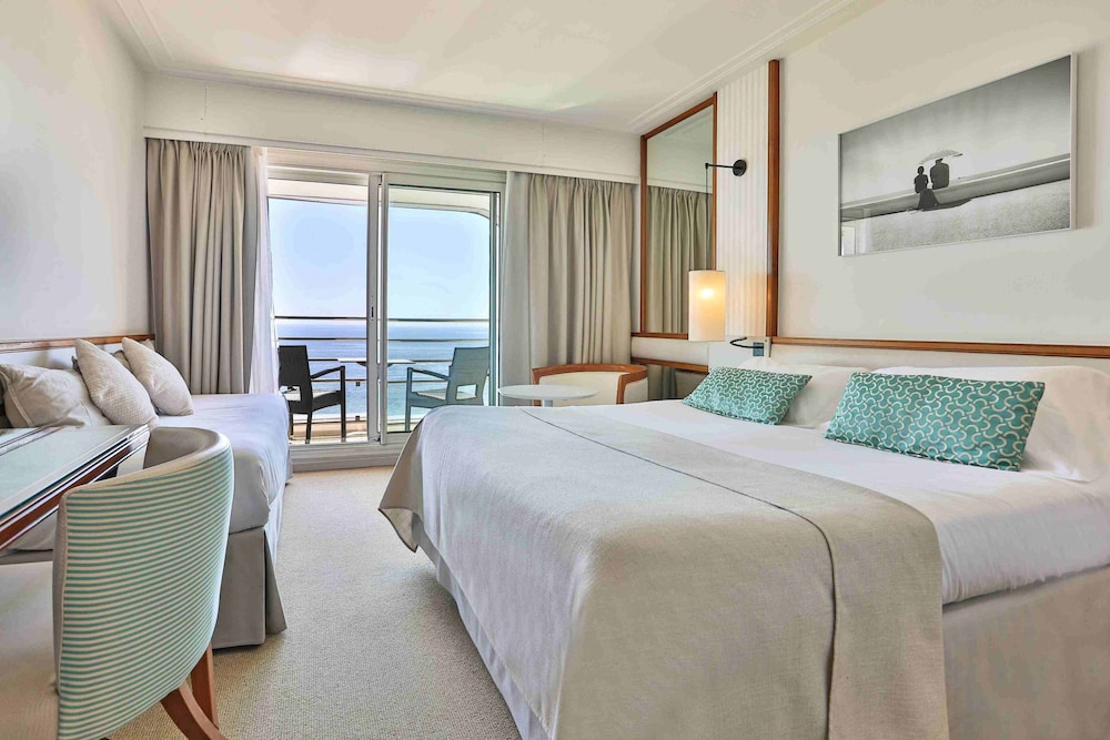 Atlantic Hotel 11/46
