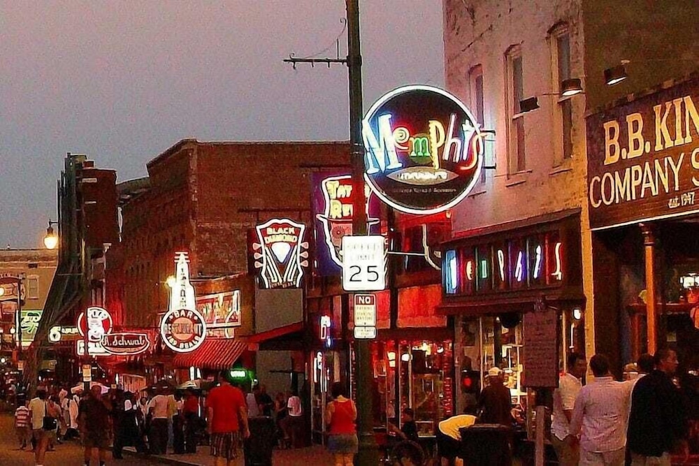 Memphis Riverline Hotel 37/40