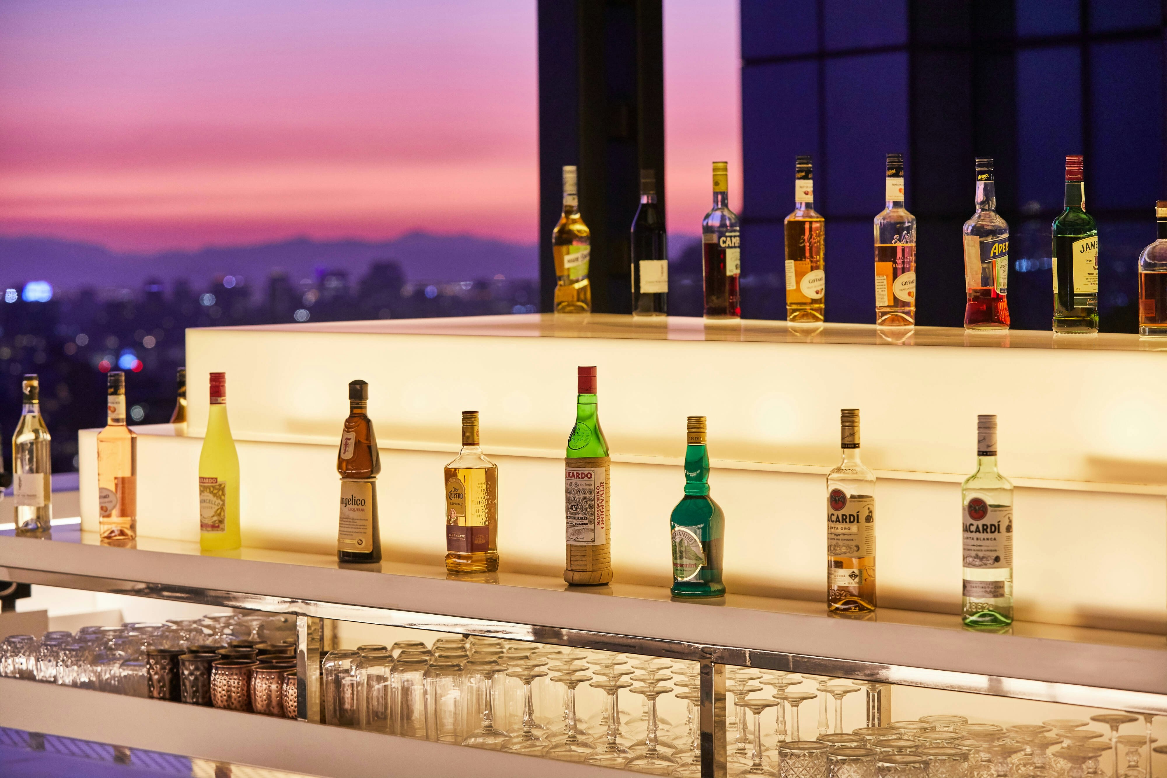 AC Hotel Santiago Costanera Center 63/65
