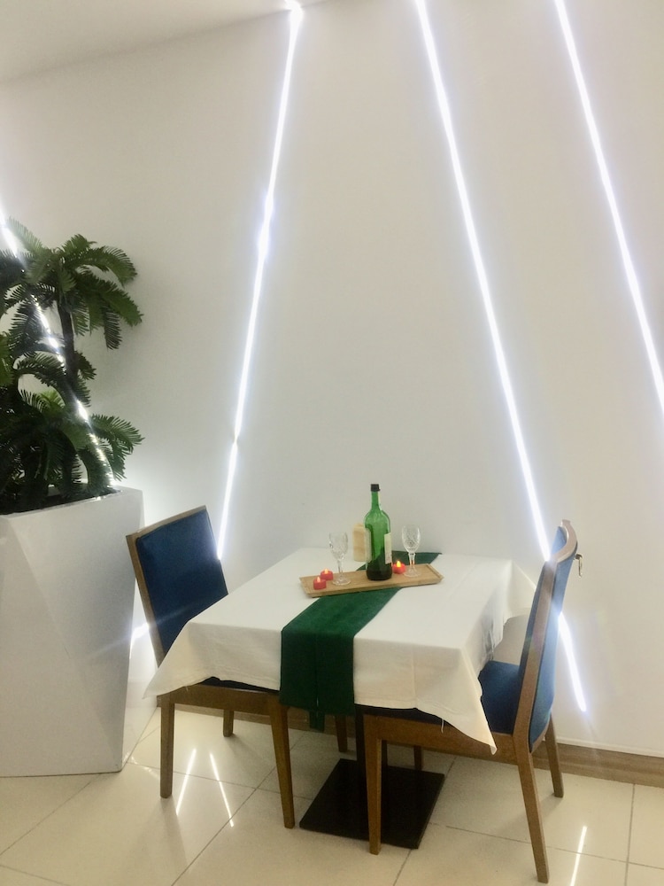Lily Airport Otel 32/45