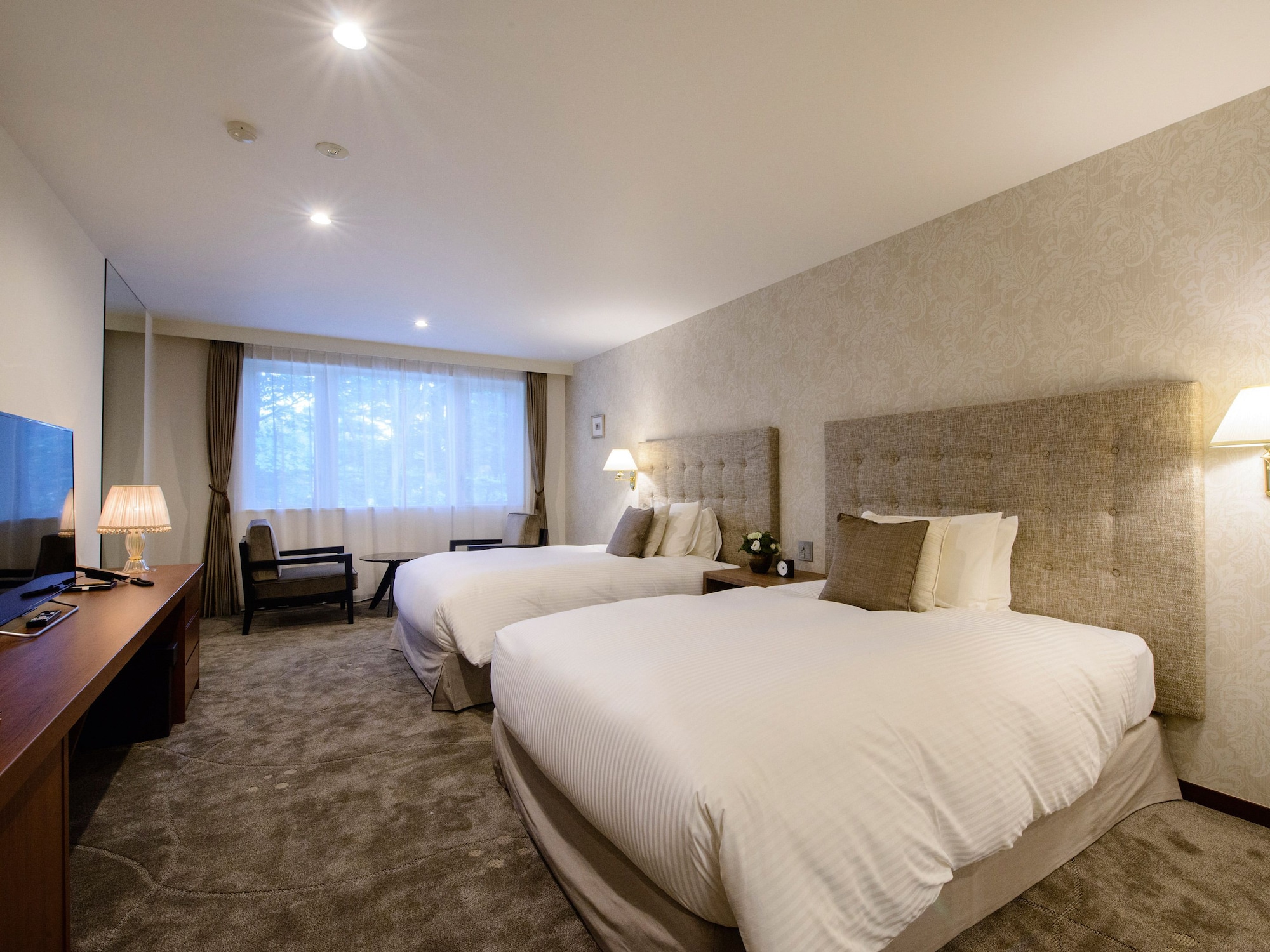 SUPERIOR, TWIN BEDS