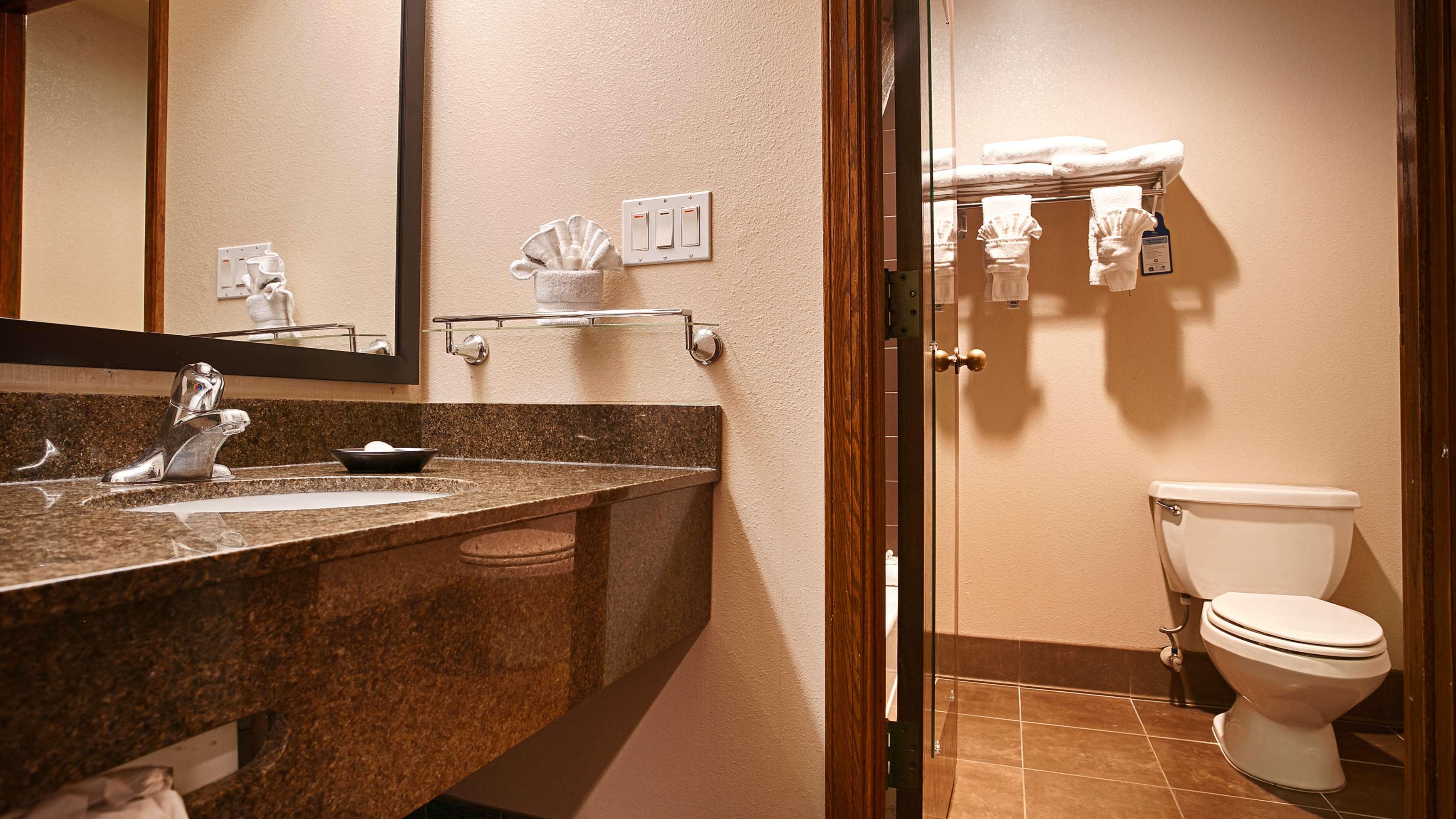 جناح بسريرين كوين، Best Western Elko Inn 3/3