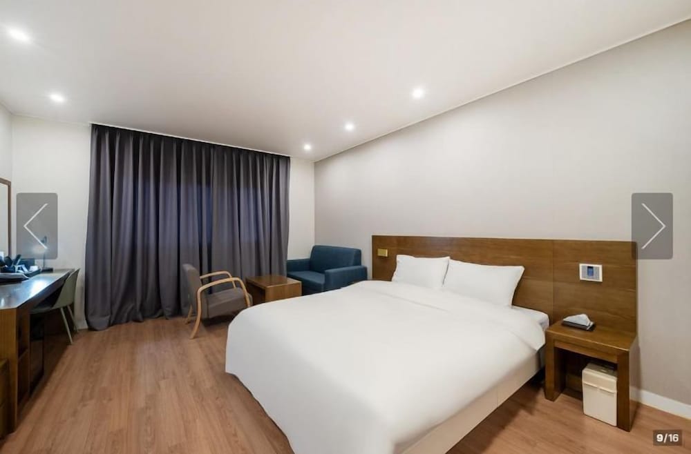 Pearl Business Hotel 11/50