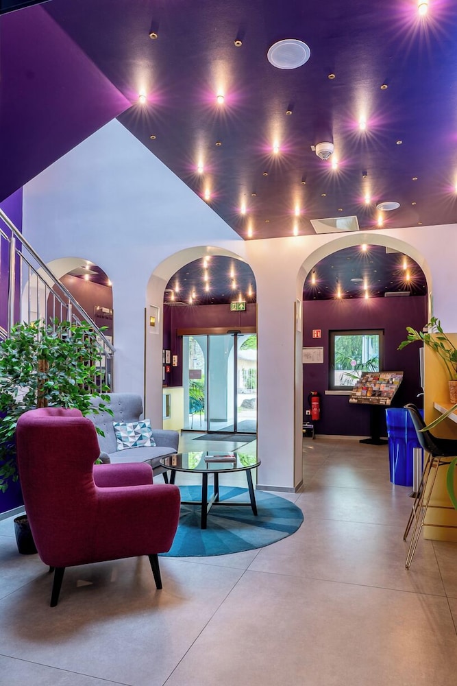Das Schreder Hotel 36/49