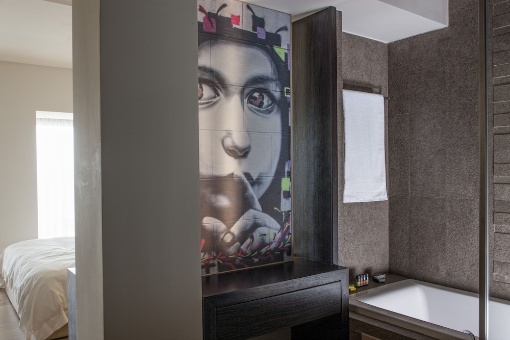 Aqua Blu Boutique Hotel and Spa - Adults Only 68/70