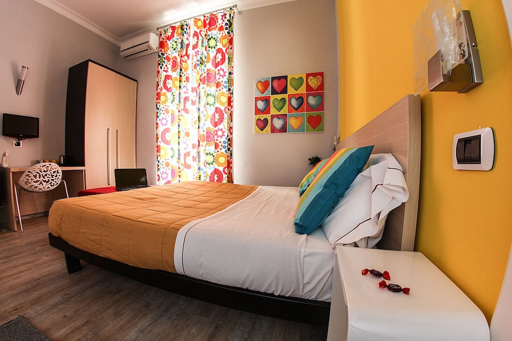 H Rooms Naples Boutique Hotel 15/50