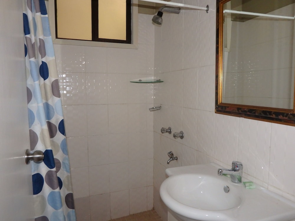 Bluewater Lodge - Hostel 38/39
