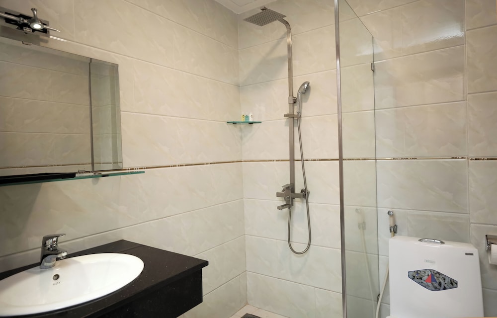 Luxor Hotel Phu Quoc 62/64