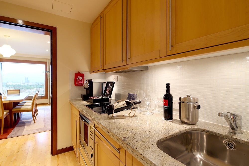 Vignette Collection Canary Riverside Plaza London by IHG 52/60