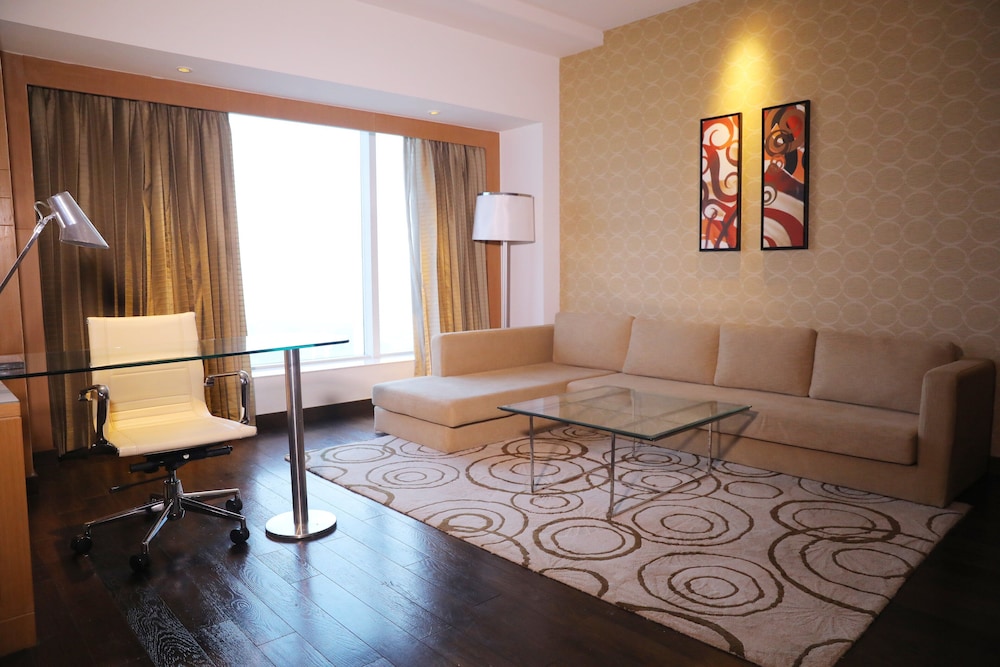 CROWNE PLAZA GREATER NOIDA 51/78