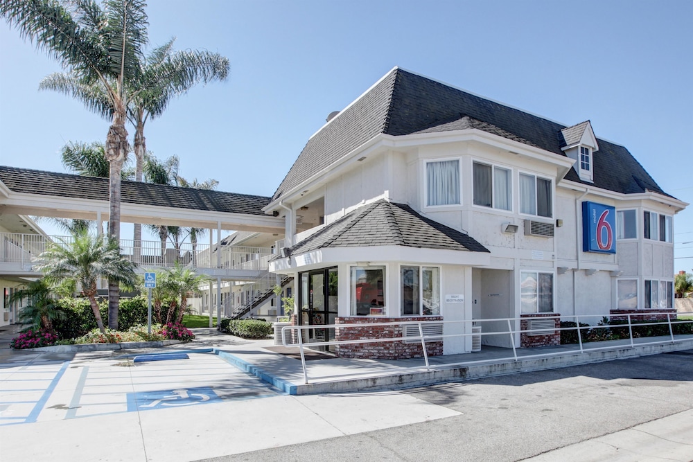 Motel6 Westminster, CA - North 43/60