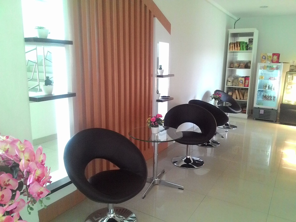 HOTEL BANDARA SYARIAH 47/48
