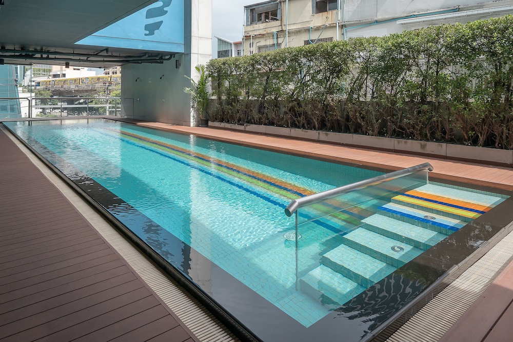 Vic3 Bangkok Hotel 46/74