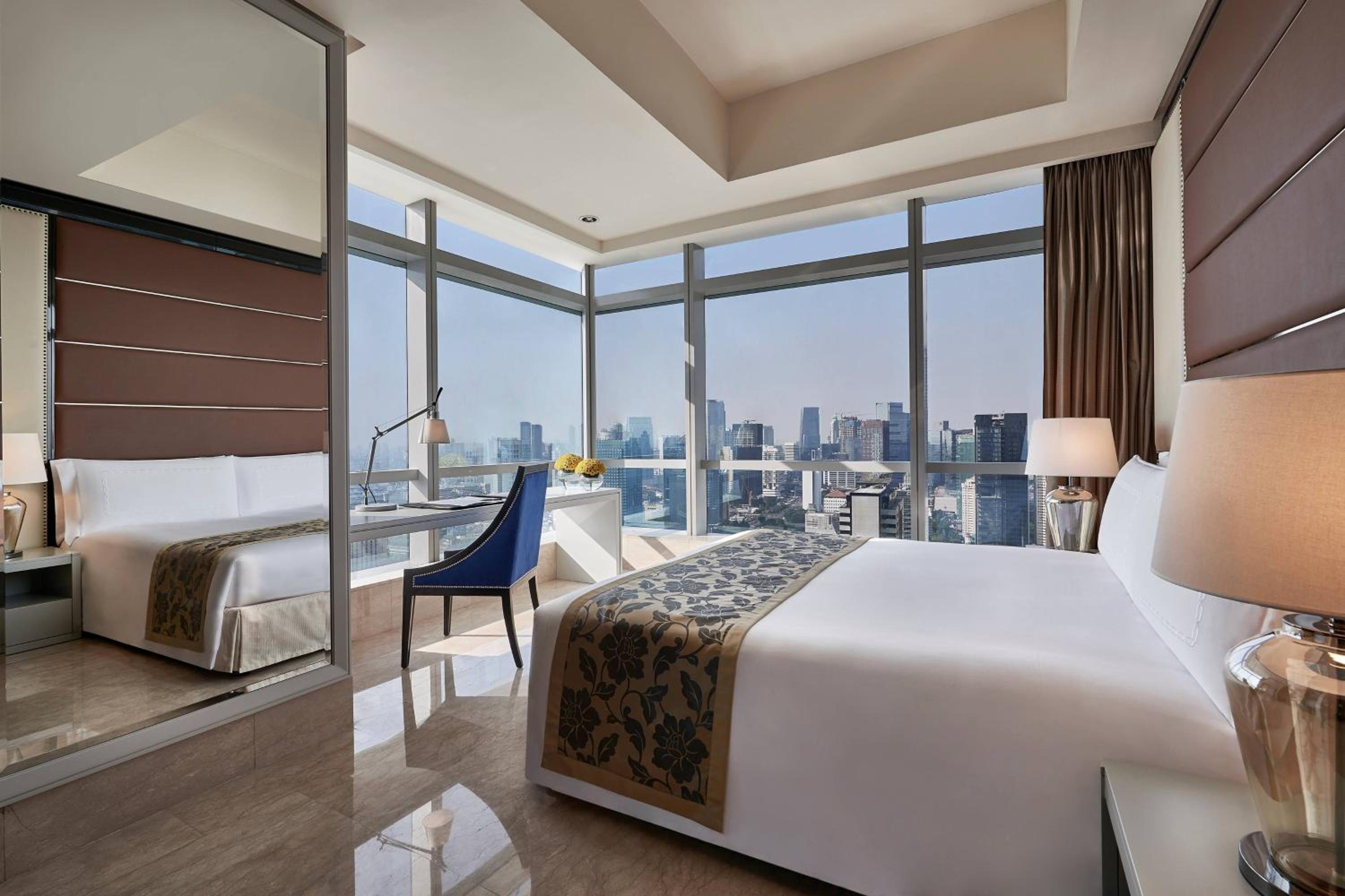 3 Bedrooms, Executive