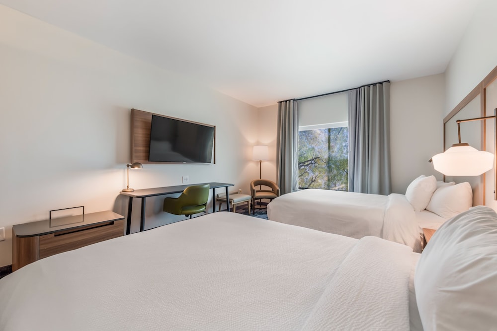 Fairfield Inn & Suites by Marriott Knoxville Clinton 4/33