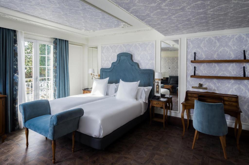 غرفة تنفيذية بسرير مزدوج أو سريرين منفصلين بإطلالة على البحر، Hotel Luze Boutique San Sebastian 3/4