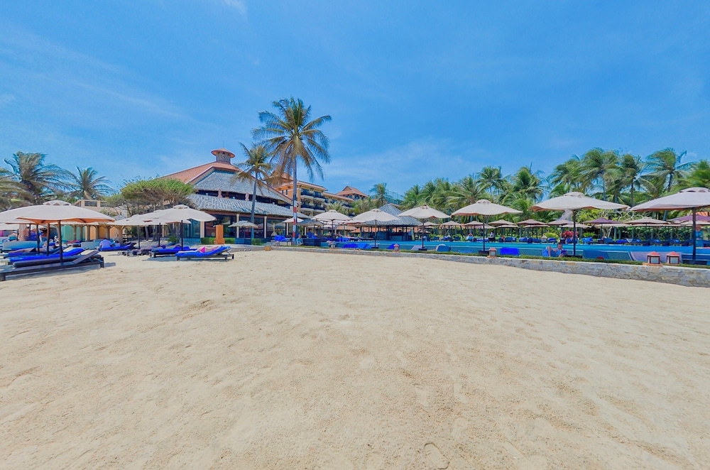 Seahorse Resort 92/99