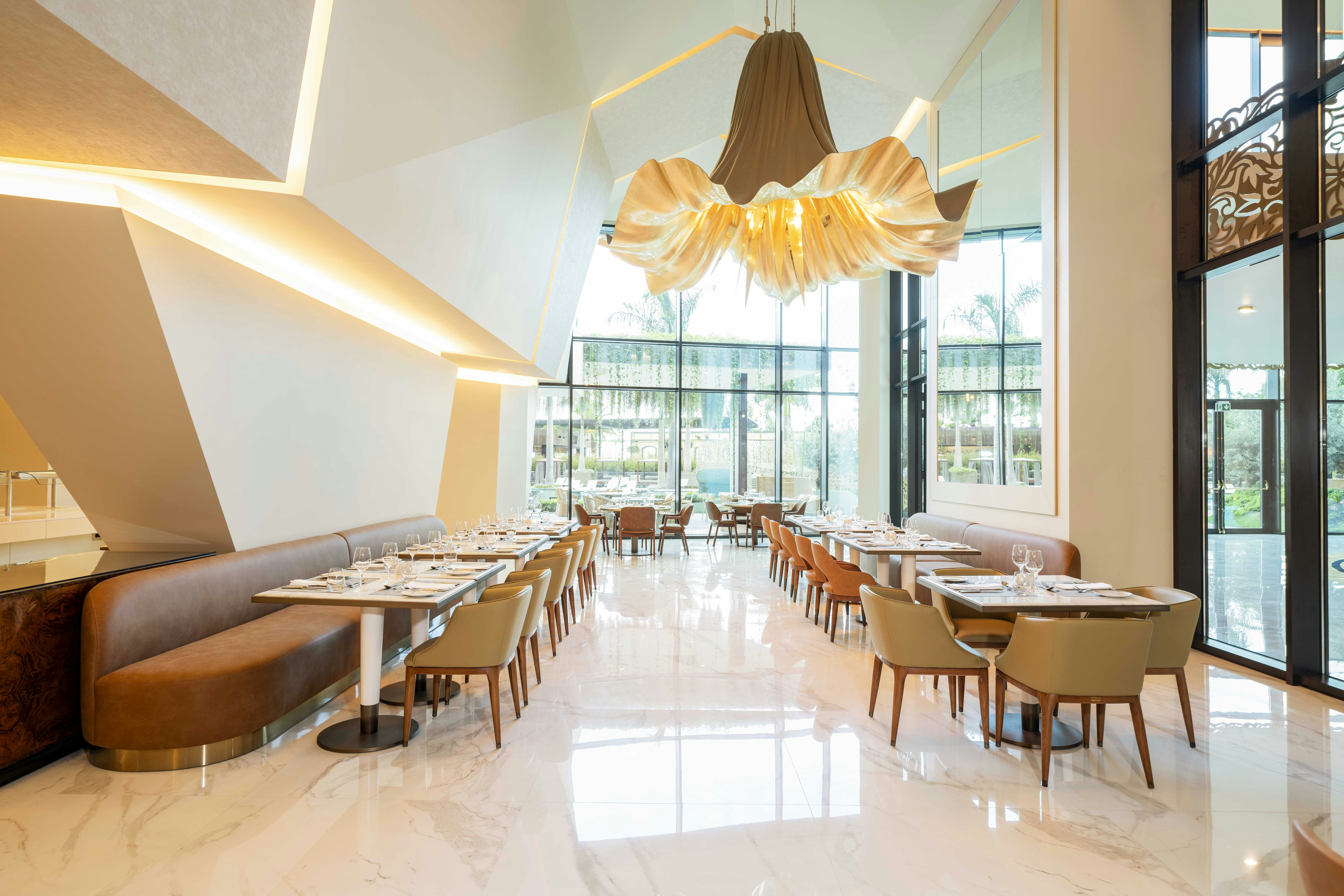 Savoy Palace by Savoy Signature 35/50