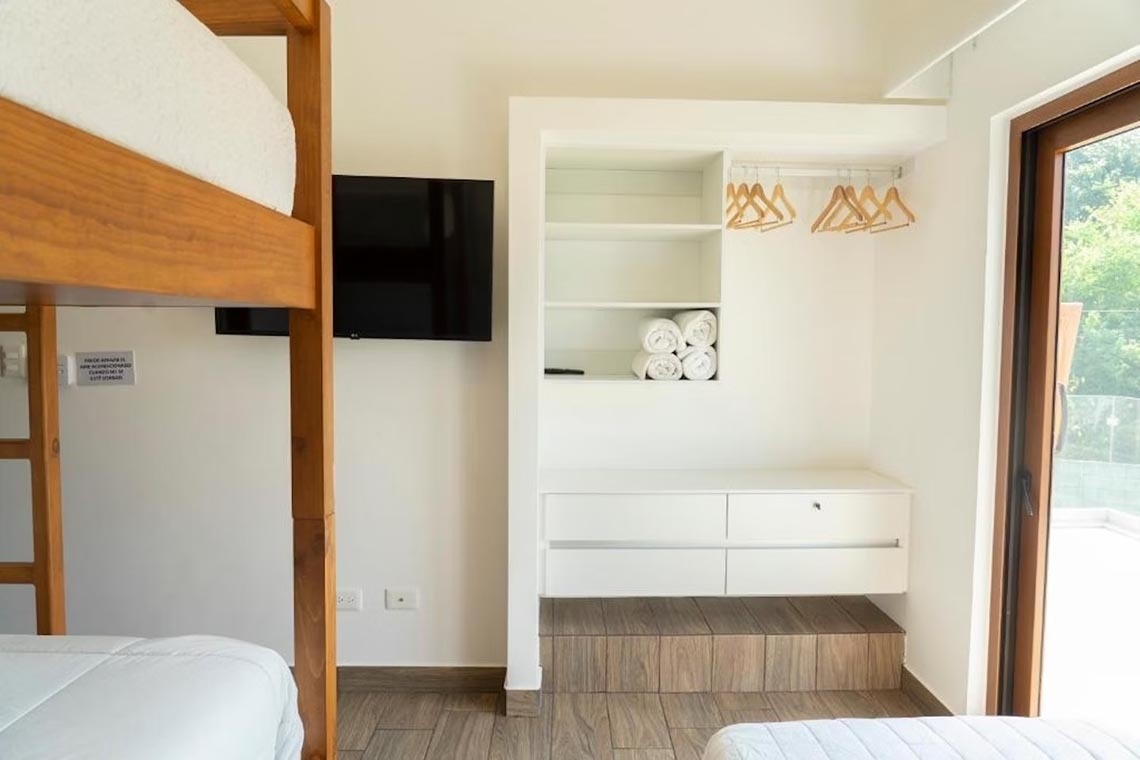 Villas La Mar Monterrico 8/25