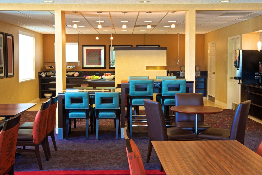 Residence Inn By Marriott Evansville East 34/39
