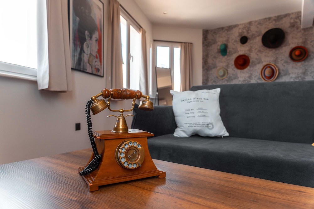 Athens Version Luxury Suites 43/70