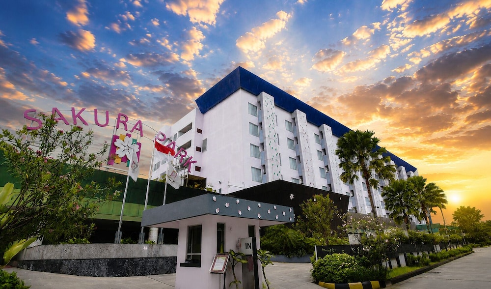 Sakura Park Hotel Residence 5/74