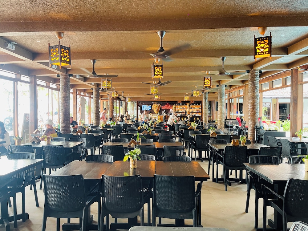 Red Coconut Beach Hotel 34/49
