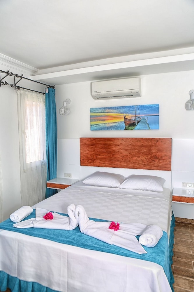 Mina Apart Hotel 10/37