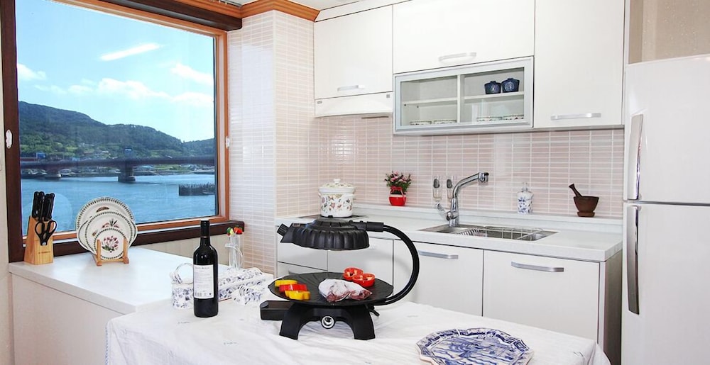 Namhae 1 Night 2 Days Pension 19/20