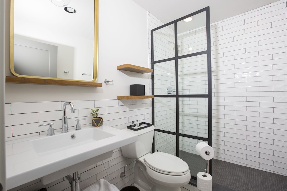 Wicker Park Inn 46/50