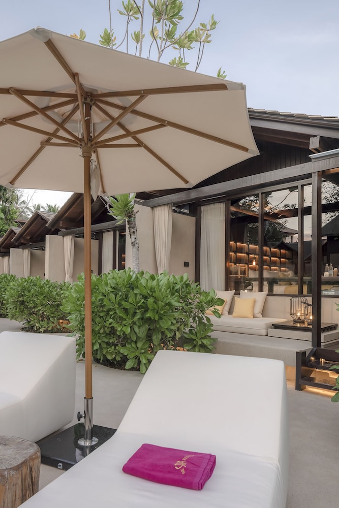THE SPA RESORT 7/50