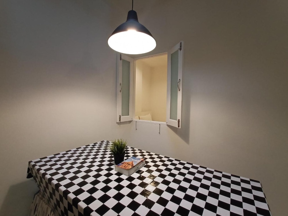 Chino Town Gallery Hostel 26/58