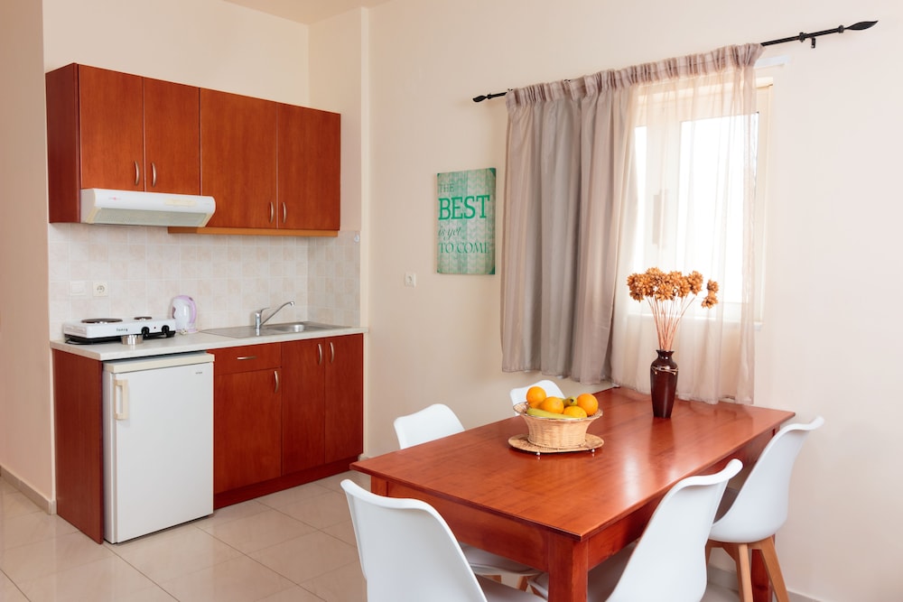 Dimitra &amp; Evdokia Hotel 29/38