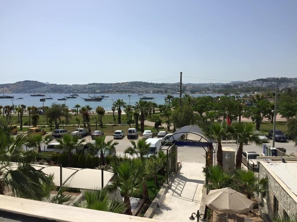 Anadolu Hotel Bodrum 16/17