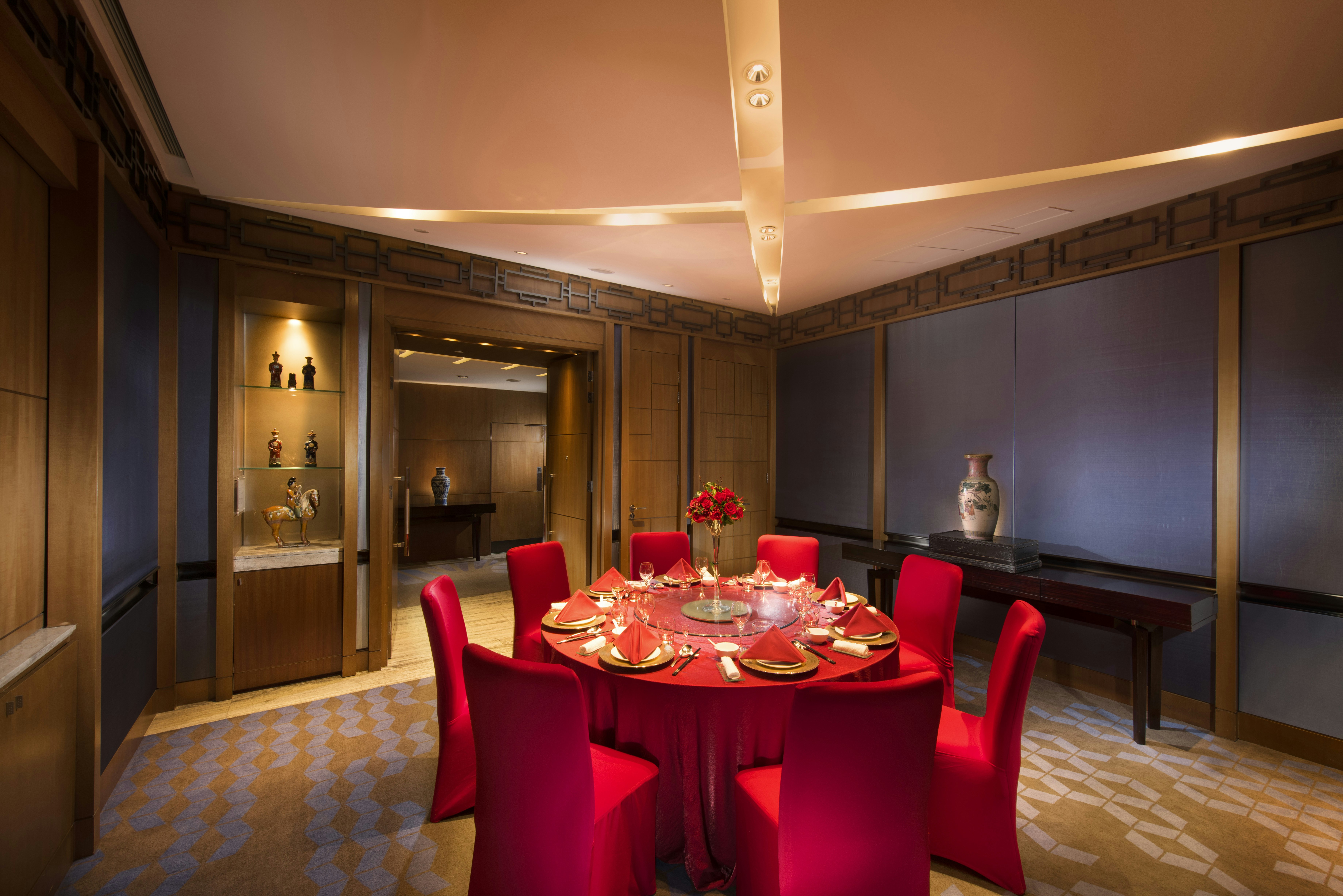 Hilton Beijing 63/85