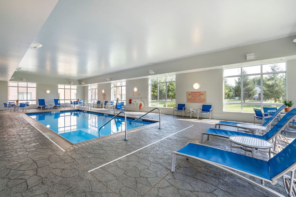 Towneplace Suites Vincennes 12/28