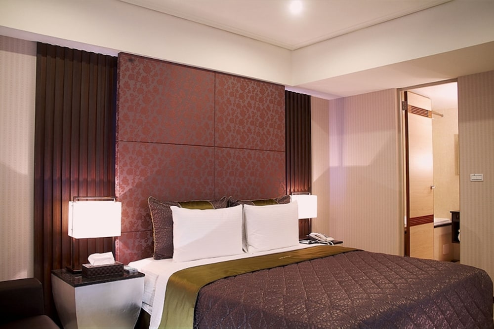 SLV Hotel 33/50