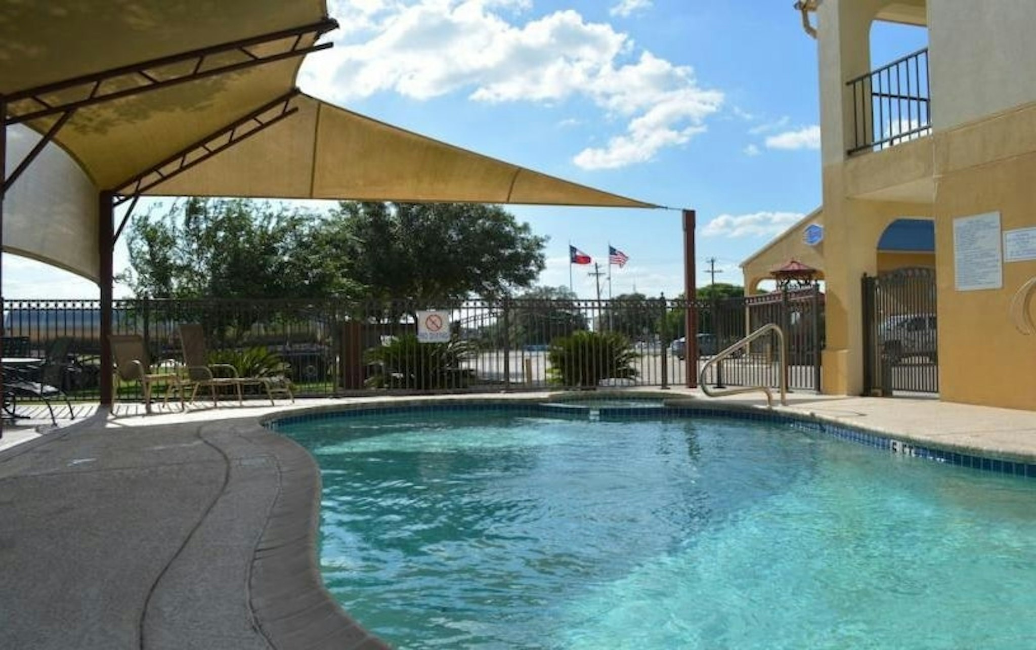 Hotel O Executive Inn & Suites Cuero Hwy 87 27/31
