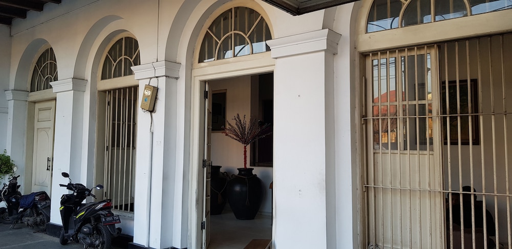 Hotel Dequr Jakarta Kota 3/32