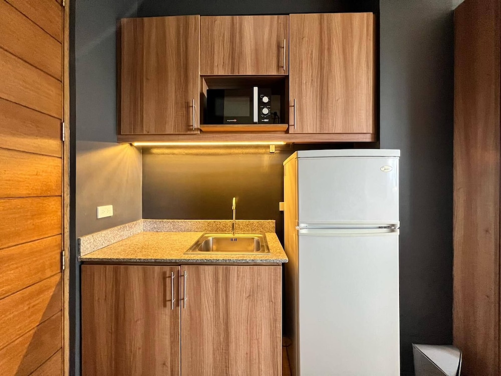 Azumi Boutique Hotel 60/73