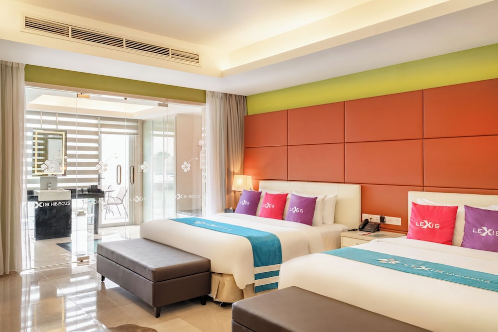 Pool, Executive, Villa, 2 King Beds