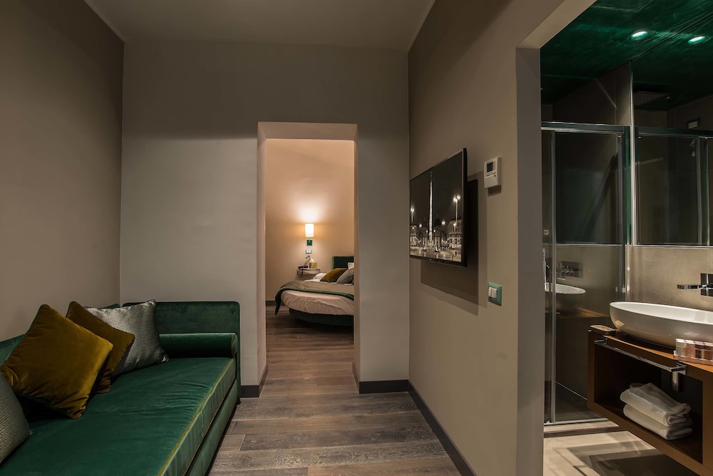 Colonna Suite 45/78