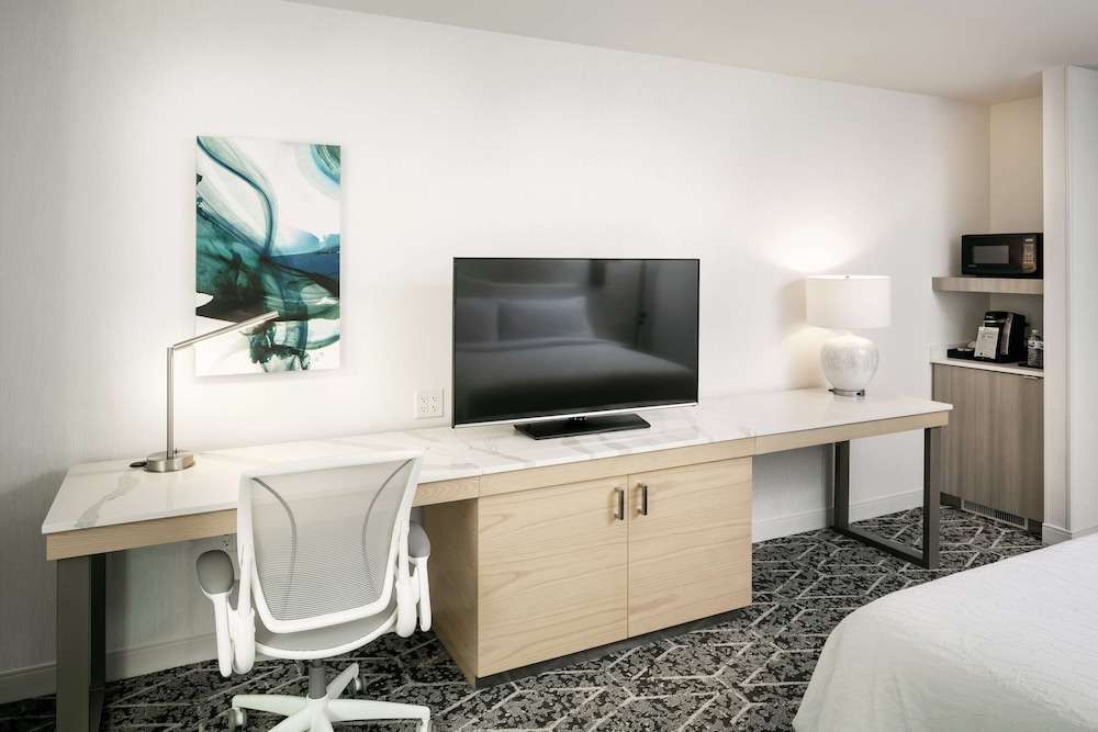 Hilton Garden Inn Seattle Bellevue Downtown 57/70