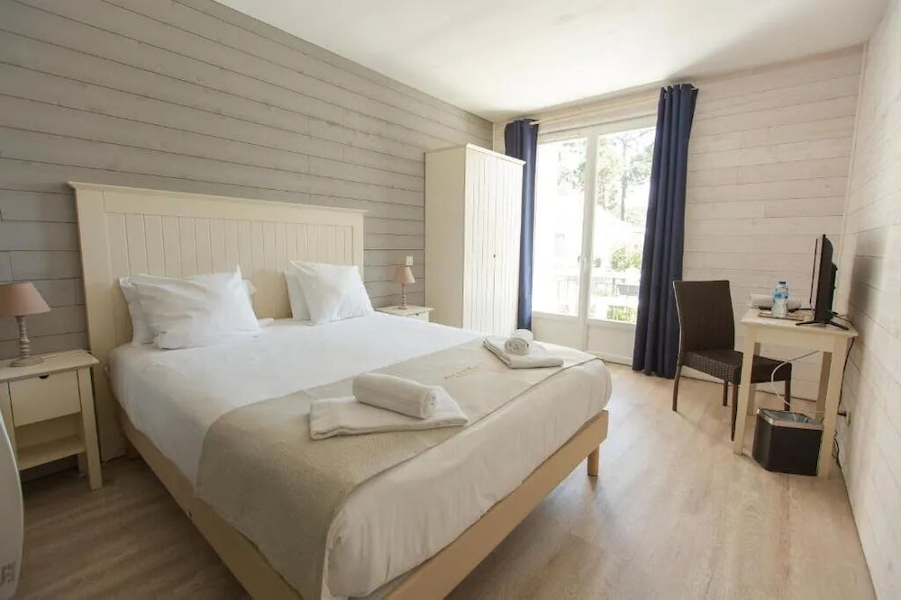 Hotel The Originals de la Plage Marennes Oléron 11/50