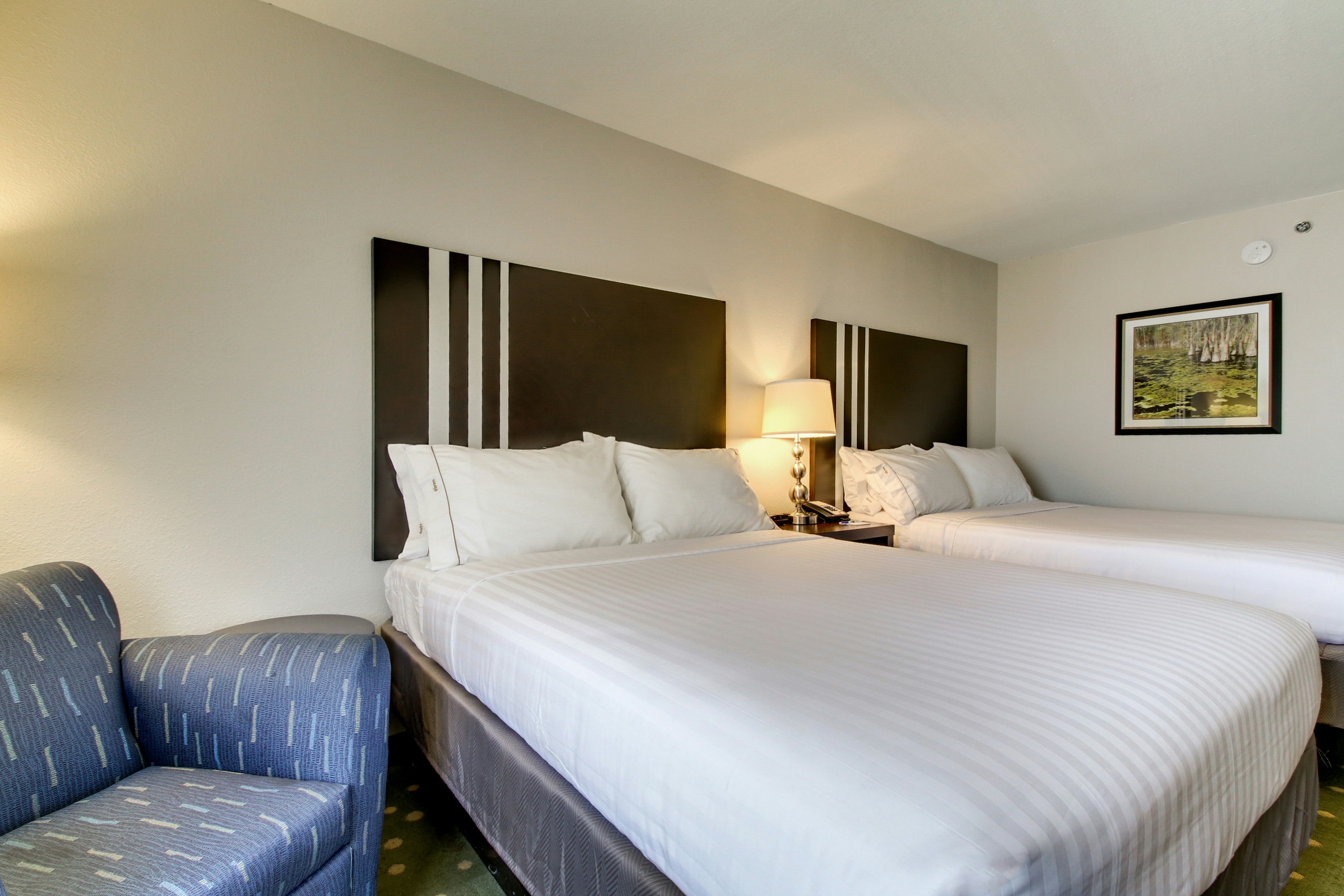 Holiday Inn Express Hotel Suites Live Oak 36/71
