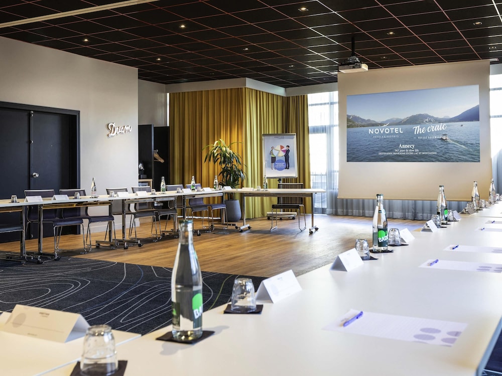 Novotel Annecy Centre 67/74
