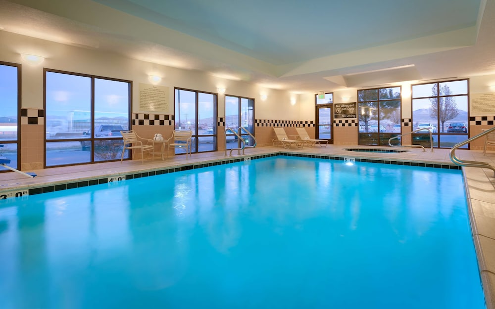 Hampton Inn Tremonton 1/51
