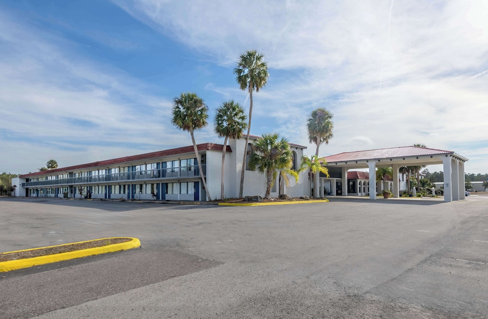 Motel6 Spring Hill, FL - Weeki Wachee 48/64