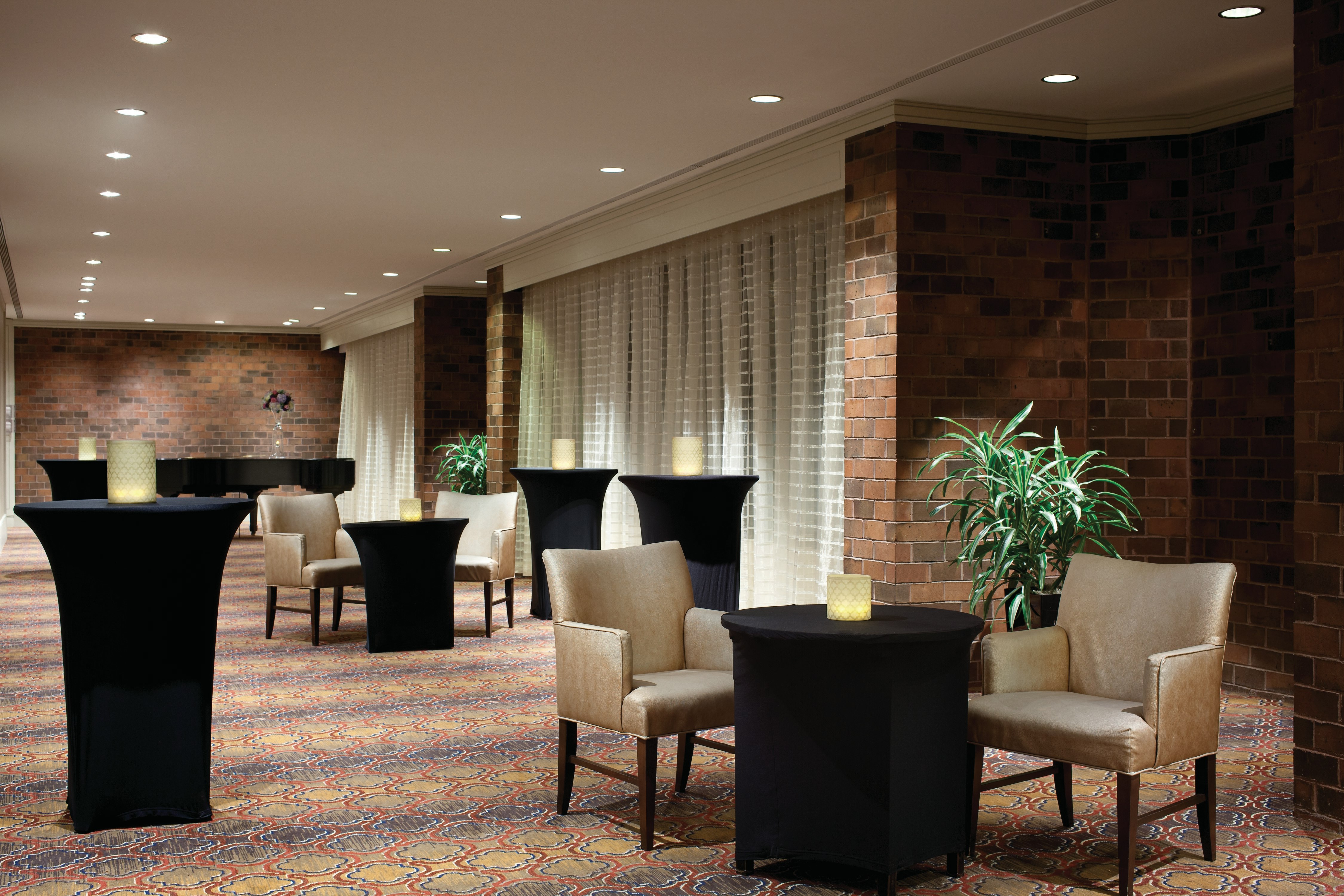 Hilton Boston/Dedham 23/26