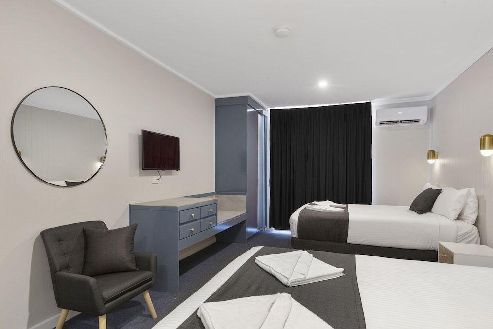 The Wine Vine Hotel 43/61
